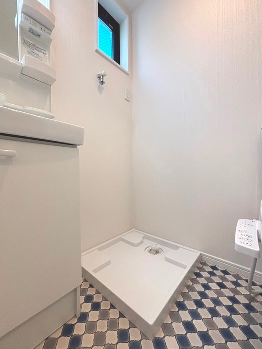 物件内観写真20　(洗濯機置場)