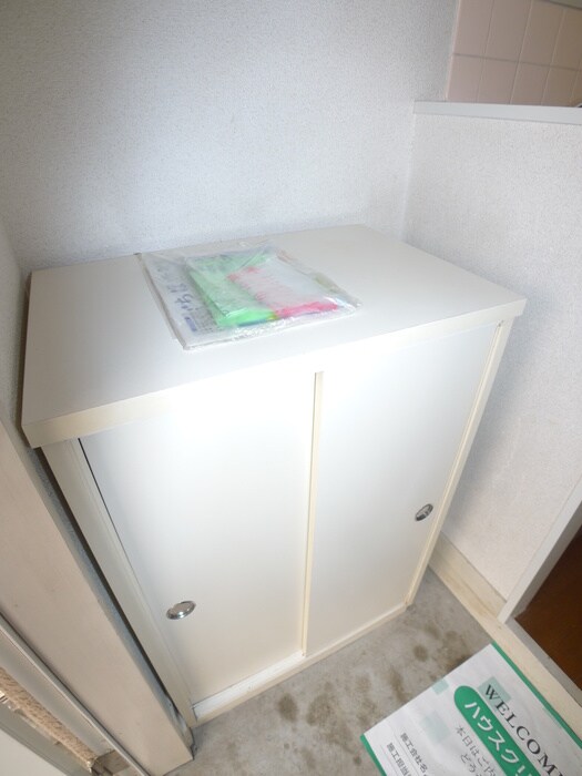 物件内観写真12　(靴箱)