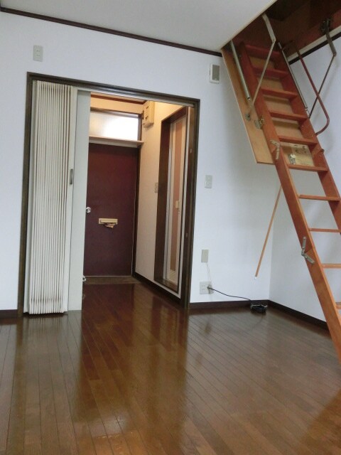 物件内観写真9　(居室)