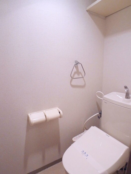 物件内観写真11　(トイレ)