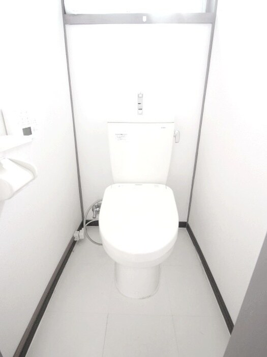 物件内観写真14　(トイレ)