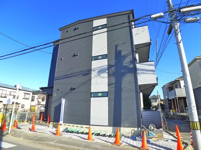 物件外観写真5　(駐輪場)