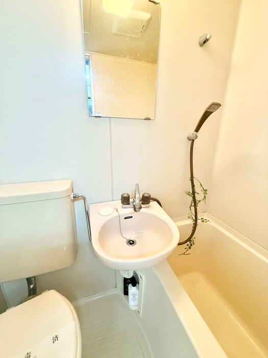 物件内観写真12　(洗面)