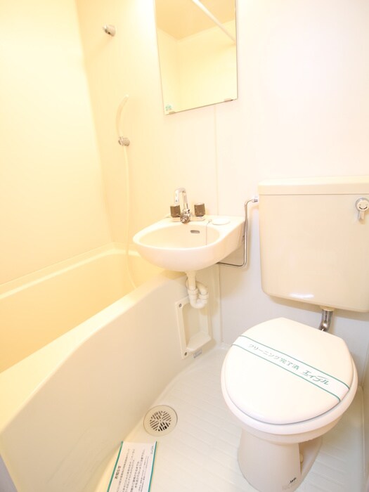 物件内観写真12　(バス／シャワールーム等)