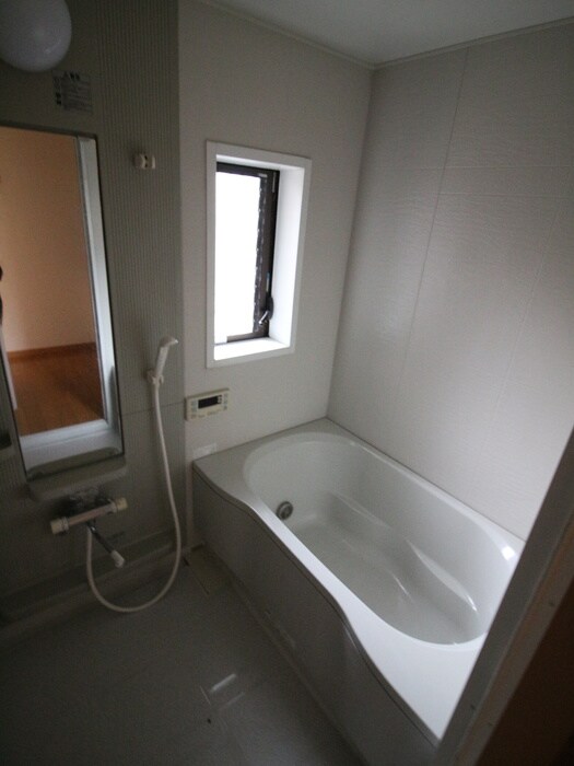 物件内観写真9　(バス／シャワールーム等)