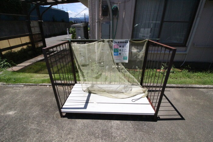 物件外観写真4　(建物設備)