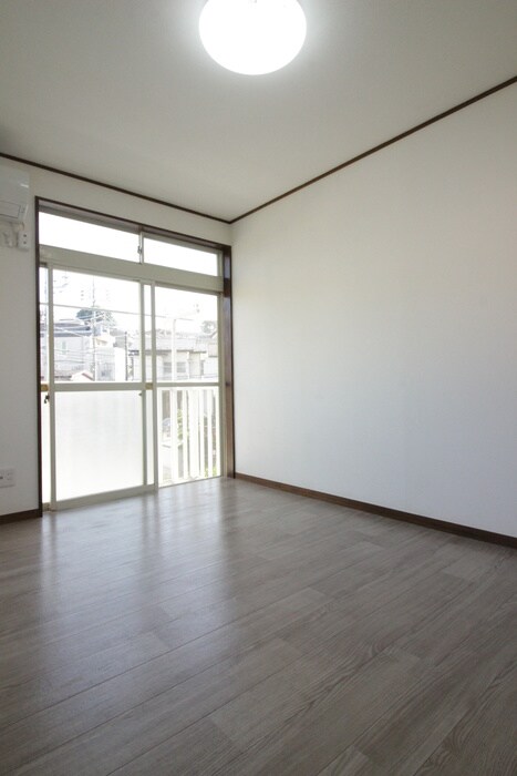 物件内観写真7　(居室)