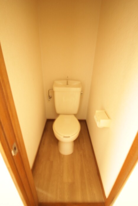 物件内観写真11　(トイレ)