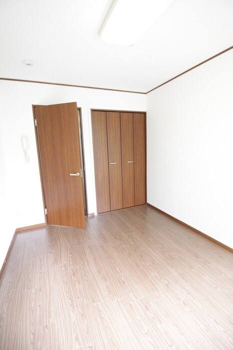 物件内観写真17　(居室)