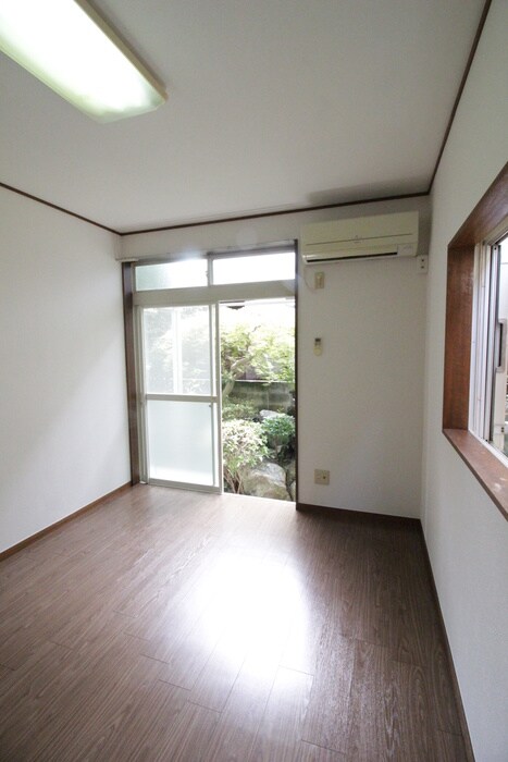 物件内観写真18　(居室)