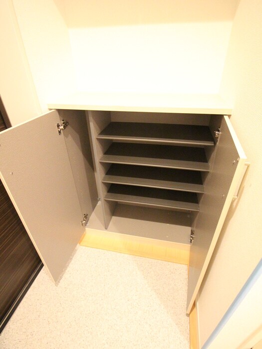 物件内観写真17　(靴箱)