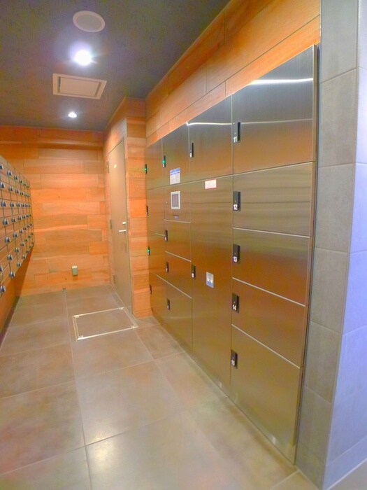 物件外観写真6　(駐輪場)