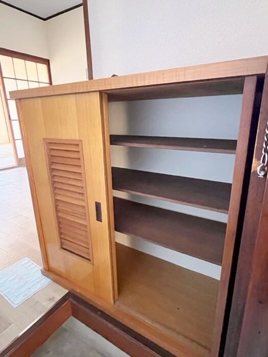 物件内観写真19　(靴箱)