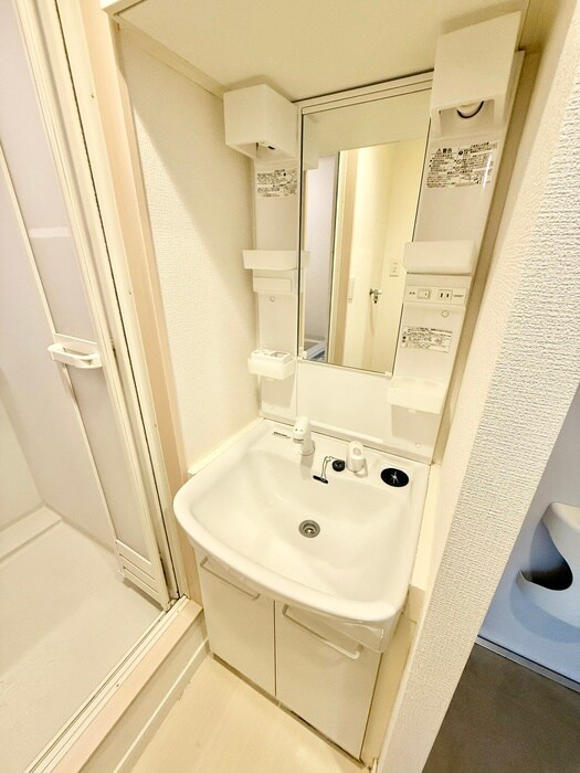 物件内観写真11　(洗面)