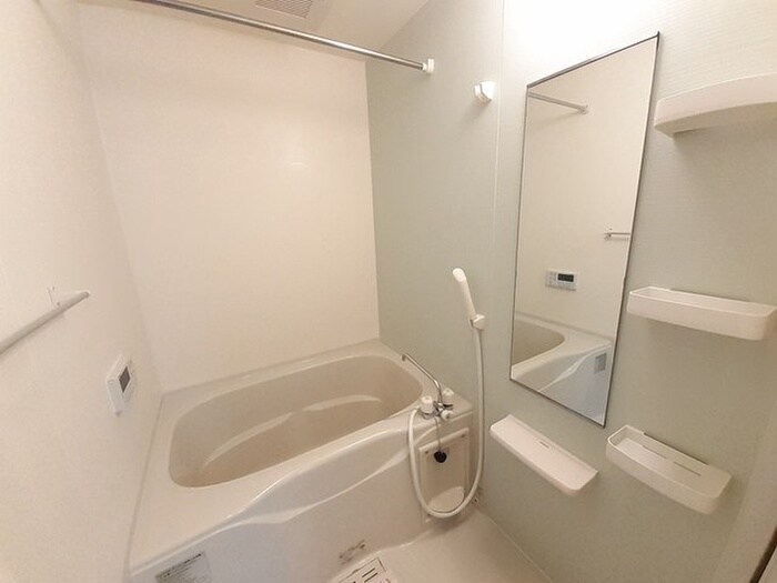 物件内観写真12　(バス／シャワールーム等)