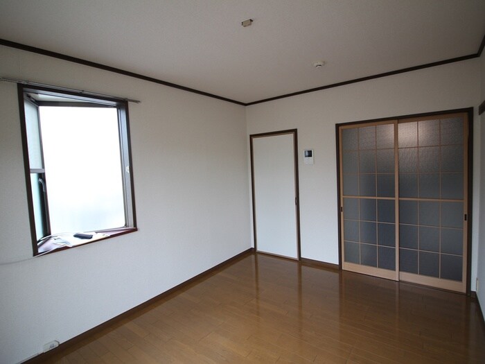 物件内観写真10　(居室)