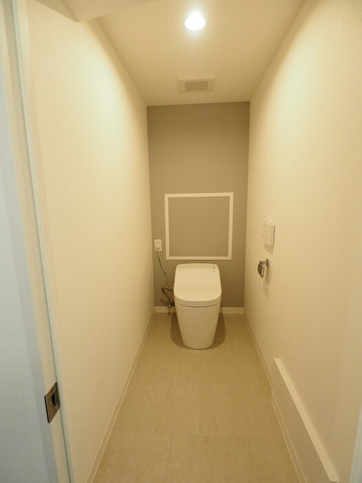 物件内観写真9　(トイレ)