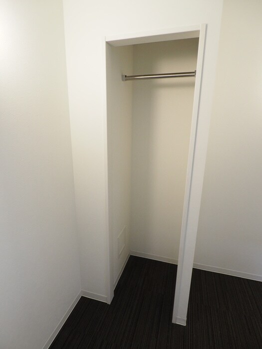 物件内観写真11　(収納)