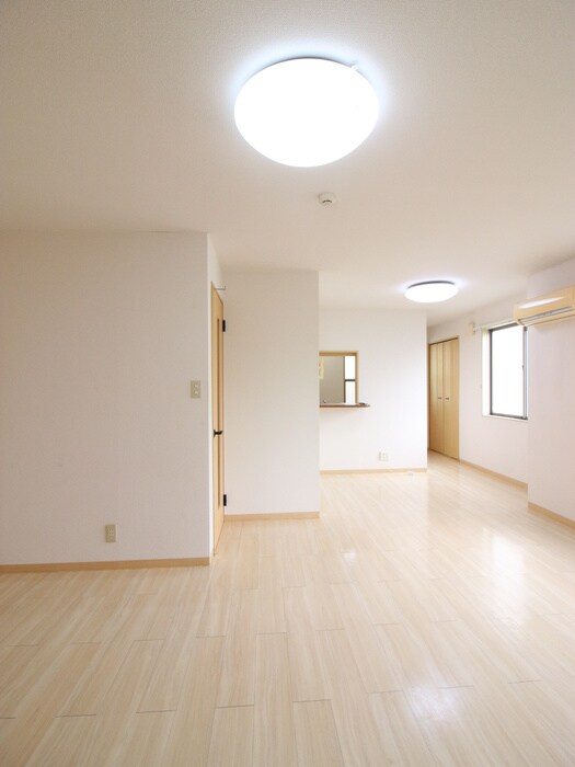 物件内観写真7　(居室)