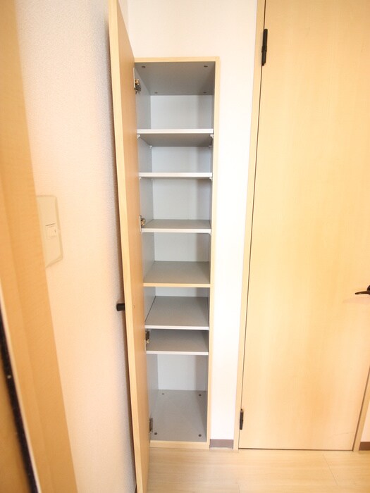 物件内観写真14　(靴箱)