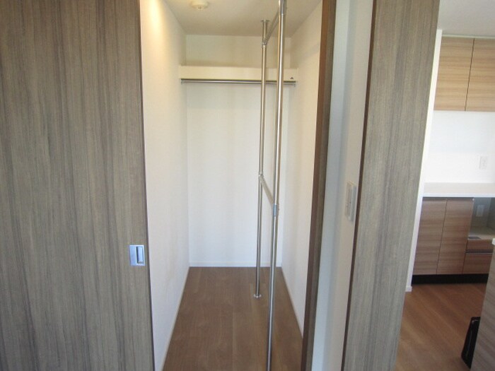 物件内観写真16　(収納)