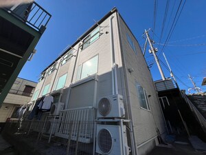 アザーレ・ソラ読売ランド前外観写真