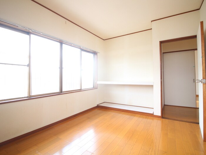 物件内観写真9　(居室)