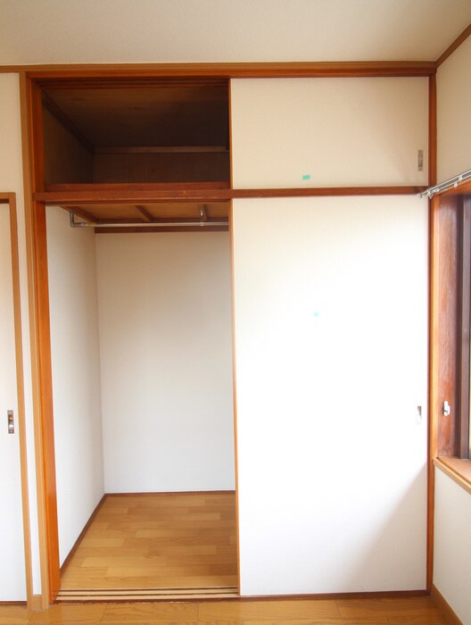 物件内観写真16　(収納)