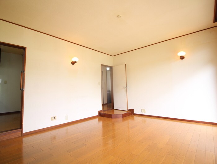 物件内観写真19　(居室)