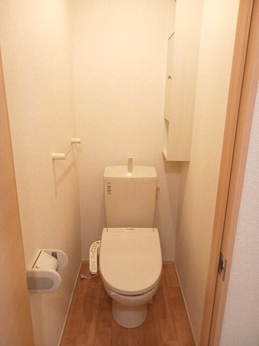 物件内観写真9　(トイレ)