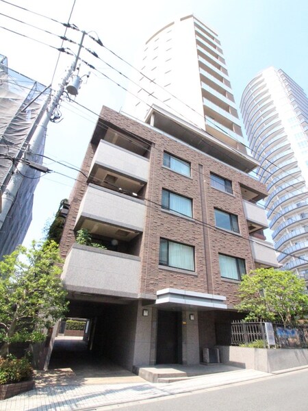 アルティスコート南青山(202)外観写真