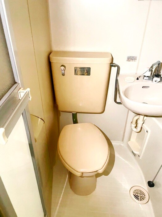 日吉ビルのトイレ