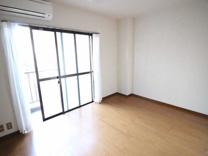 物件内観写真22　(居室)