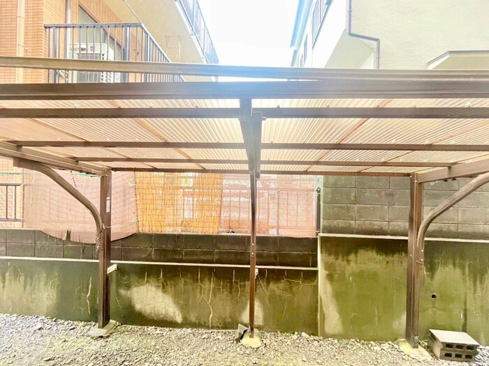 日吉ビルの室内からの展望