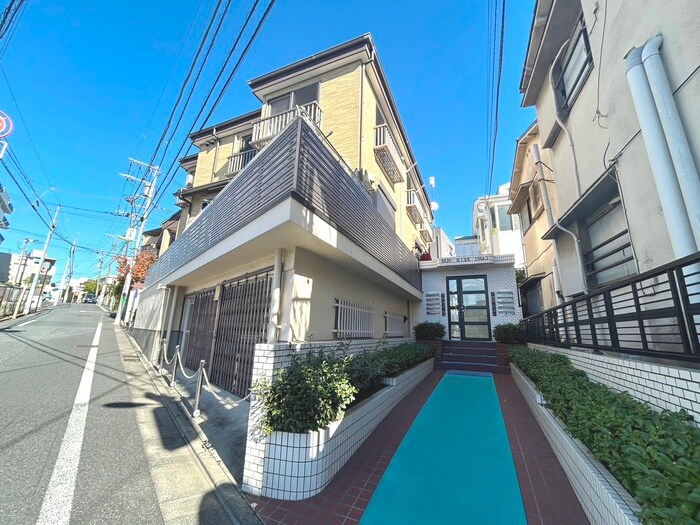 物件外観写真1　(外観写真)