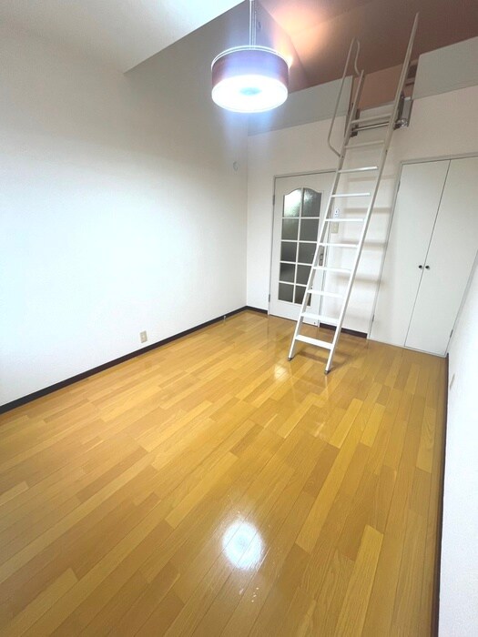 物件内観写真8　(居室)