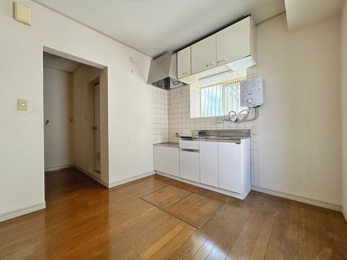 物件内観写真10　(居室)