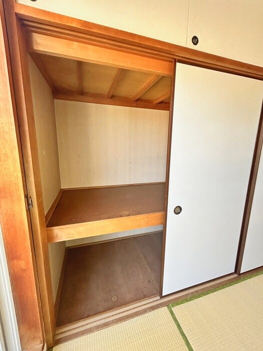 物件内観写真12　(収納)