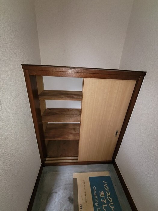 物件内観写真17　(靴箱)