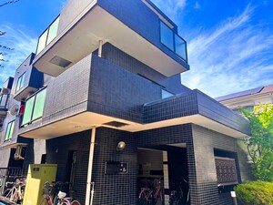 ロイヤルシュベール外観写真