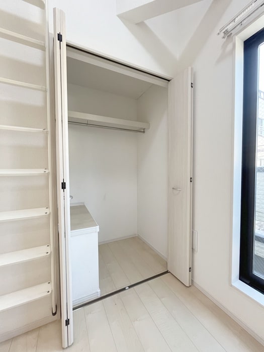 物件内観写真16　(収納)