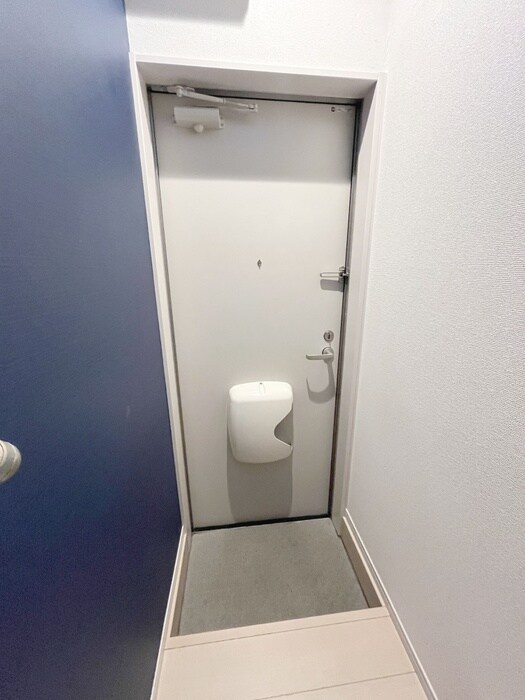 物件内観写真19　(玄関)