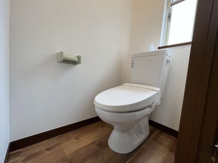 物件内観写真14　(トイレ)