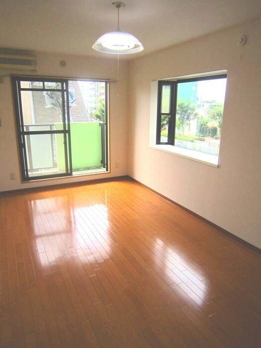 物件内観写真11　(居室)