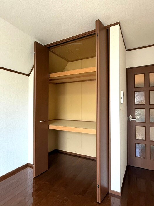 物件内観写真11　(収納)