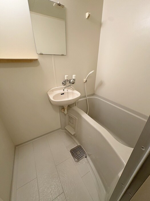 物件内観写真16　(トイレ)