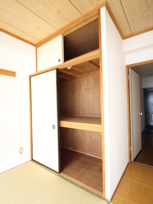 物件内観写真13　(収納)