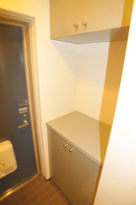 物件内観写真17　(靴箱)