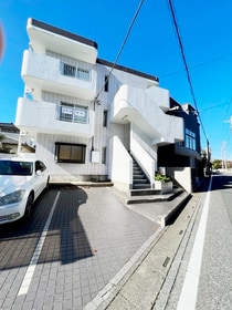 スターハイムの外観写真