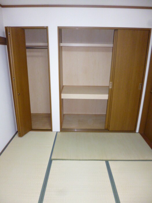 物件内観写真10　(収納)